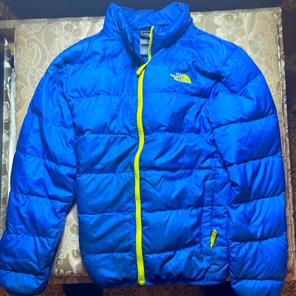 The North Face 550 boys jacket.